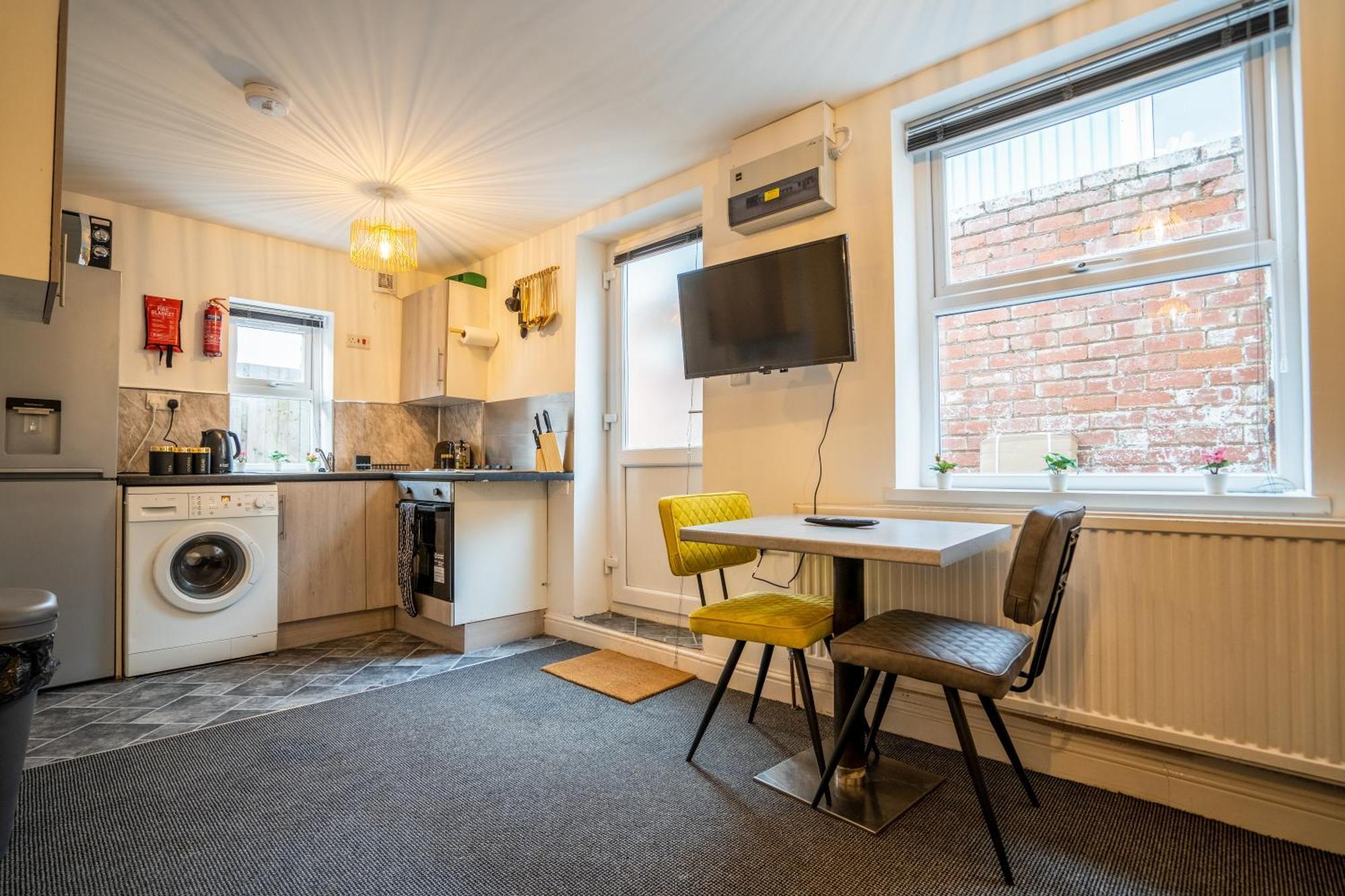 버밍엄 Kunda House In Tyseley 아파트 외부 사진