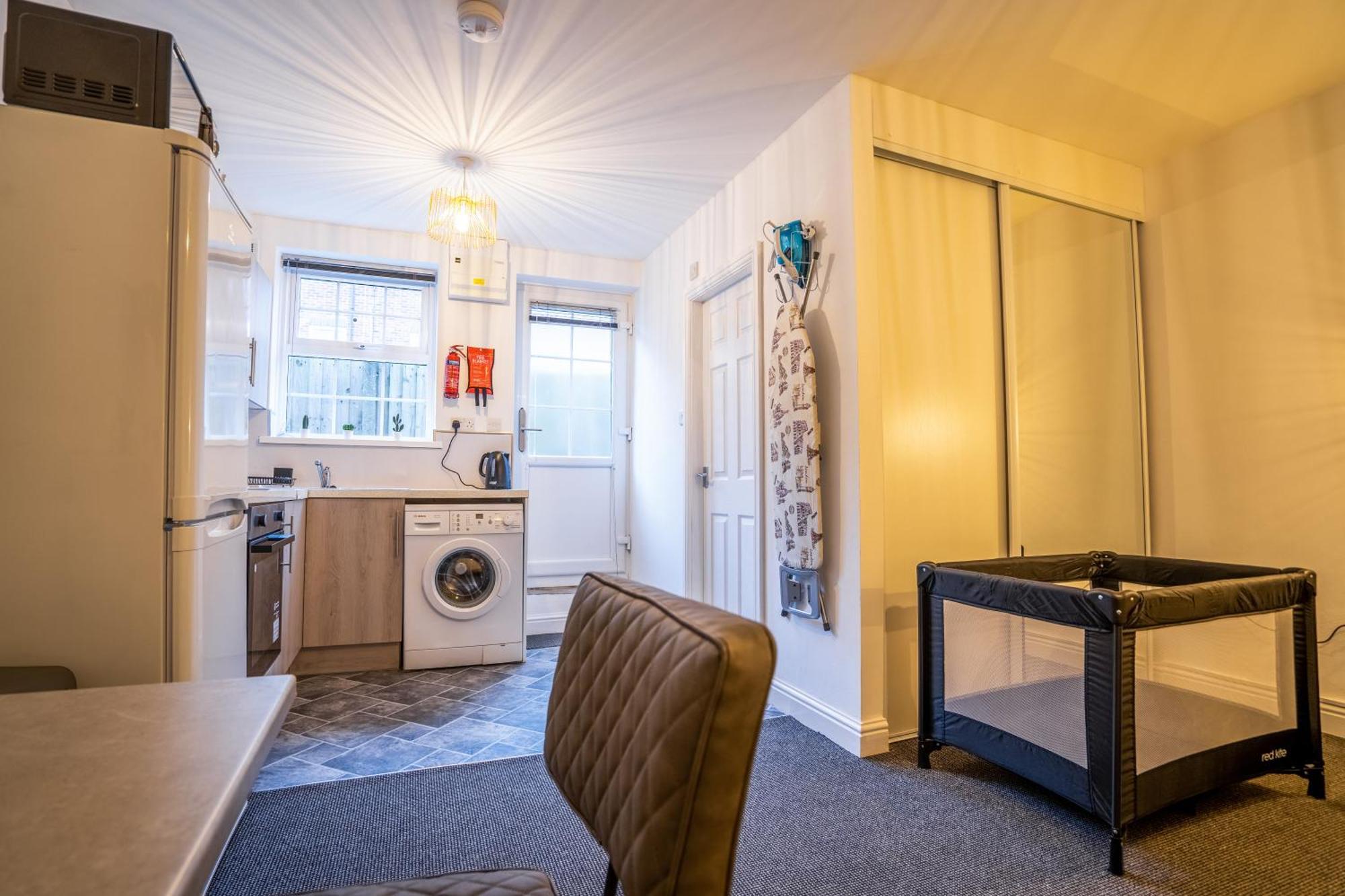 버밍엄 Kunda House In Tyseley 아파트 외부 사진