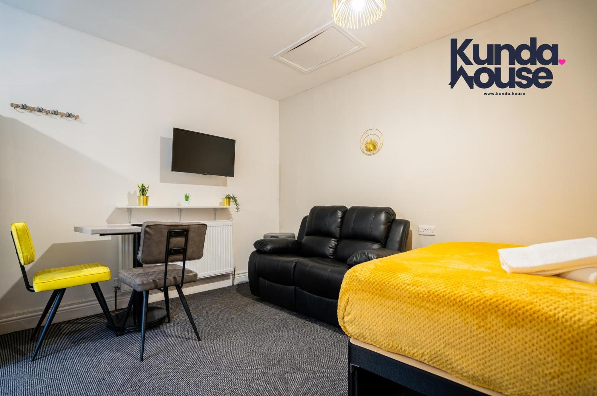 버밍엄 Kunda House In Tyseley 아파트 외부 사진